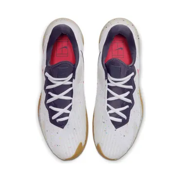 nikecourt CD0424-105