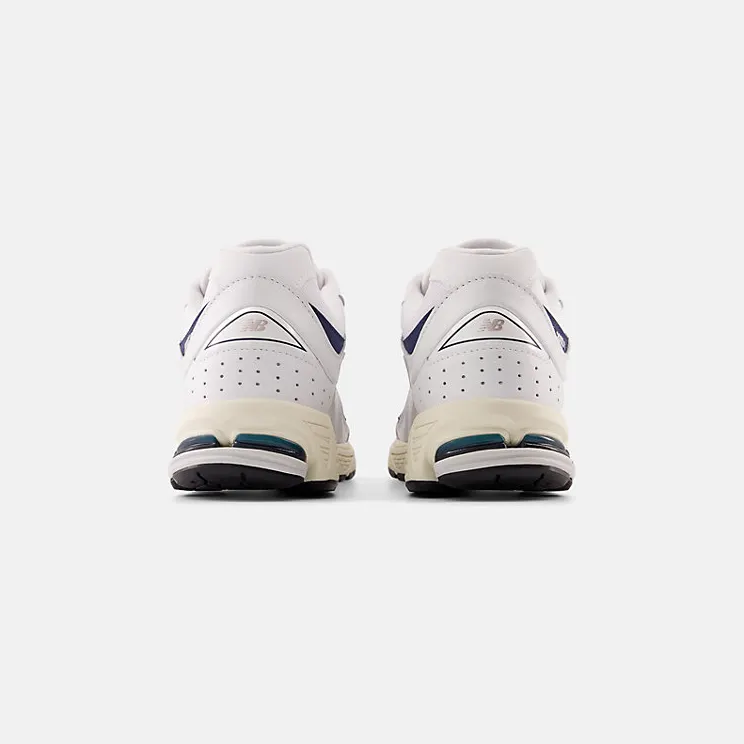 new-balance-2002r M2002RHQ