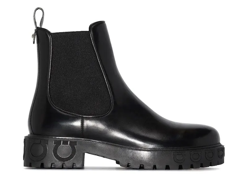 Ferragamo Gancini Logo Detail Chelsea Boots Black (01N662741326)