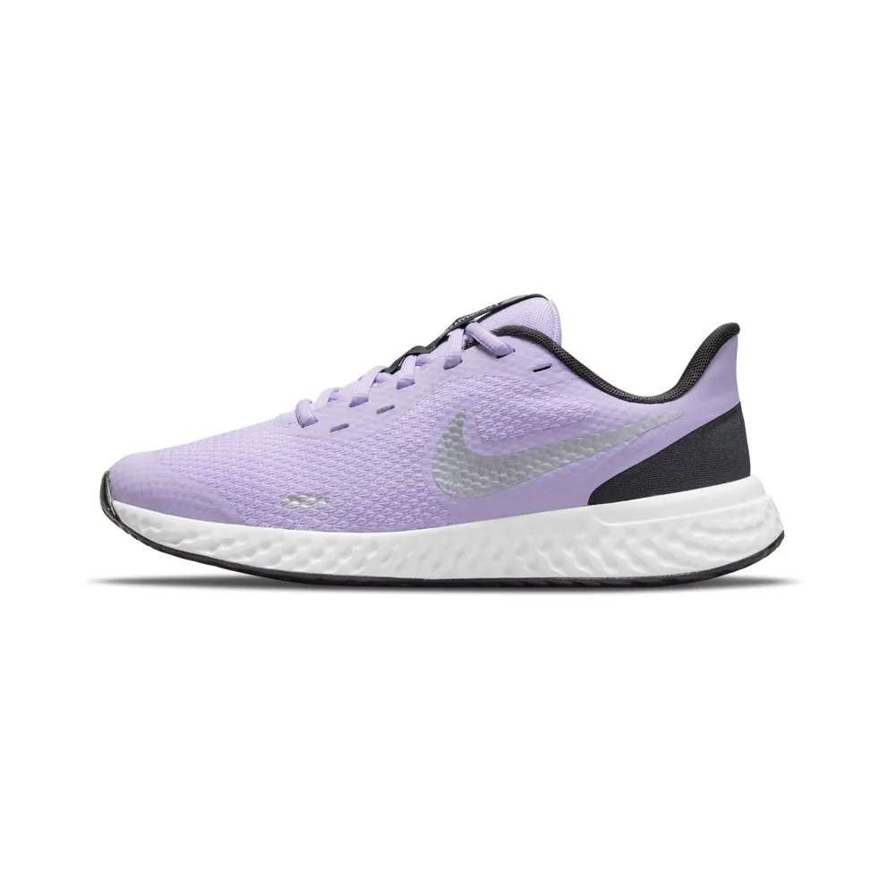 Nike Revolution 5 Purple “Lilac / Dark Smoke Grey / White / Metallic Silver” (BQ5671-509)