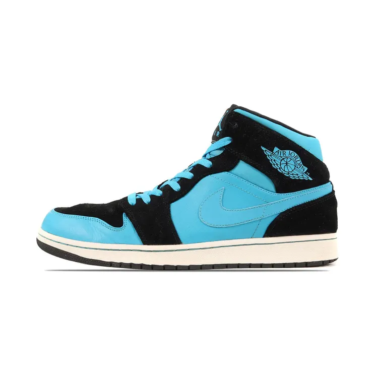 Jordan 1 Mid “Black / White / Dark Powder Blue” (554724-017)