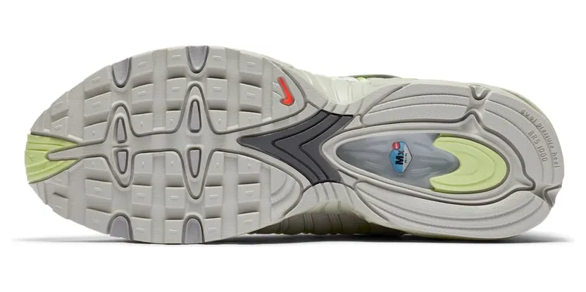 nike-air-max CJ0784-700