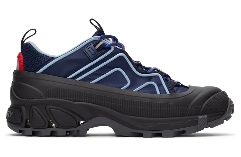 Burberry Navy & Black Two-Tone Arthur Sneakers (8045550)
