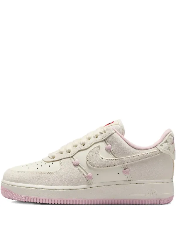 Nike Air Force 1 Low Valentine’s Day – Nude (HV5992)