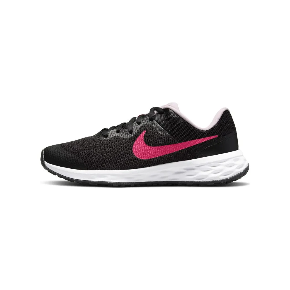 Nike Revolution 6 Older Kids’ Road Running Black 50% Sustainable Materials (DD1096-007)