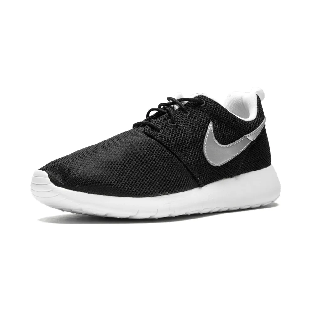 Nike Roshe One (GS) “Black Metallic Silver” (599728-021)