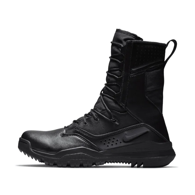 Nike Special Field Boot 8 Inch Black Black/Black (AO7507-001)