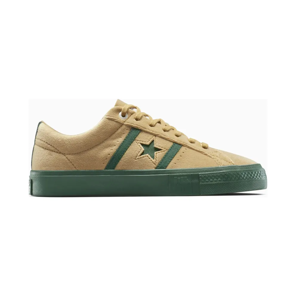 Converse Converse x UNDEFEATED One Star Academy Pro (A12132C)