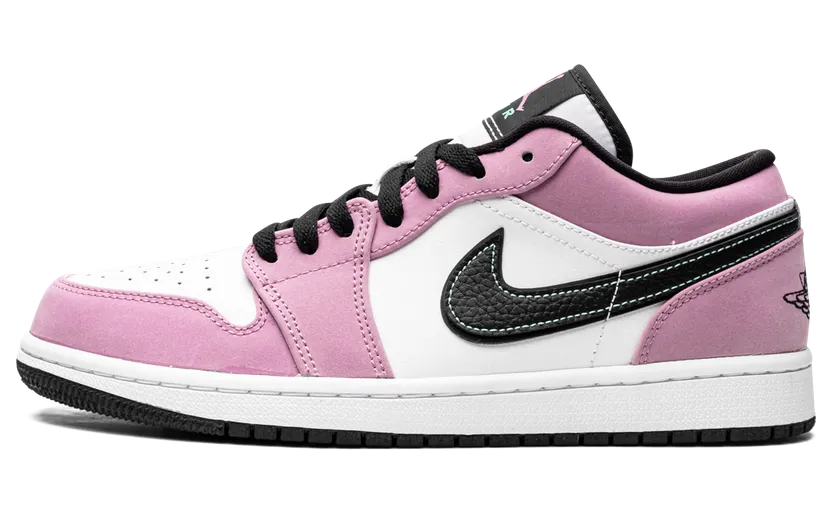 Air Jordan 1 Low SE Paars – “Violet Shock / Black / Tropical Twist / Violet Shock” (CK3022-503)