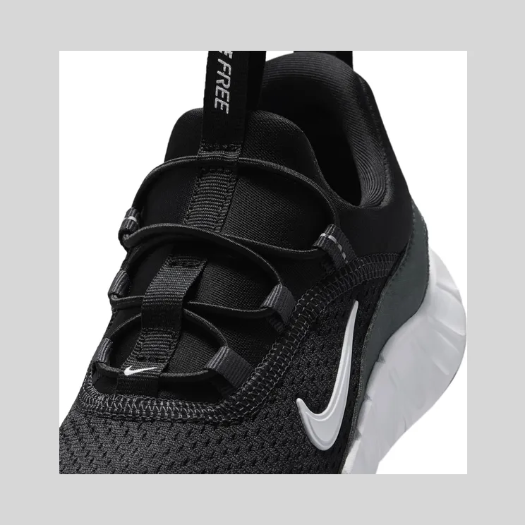 nike-free IQ5811-001
