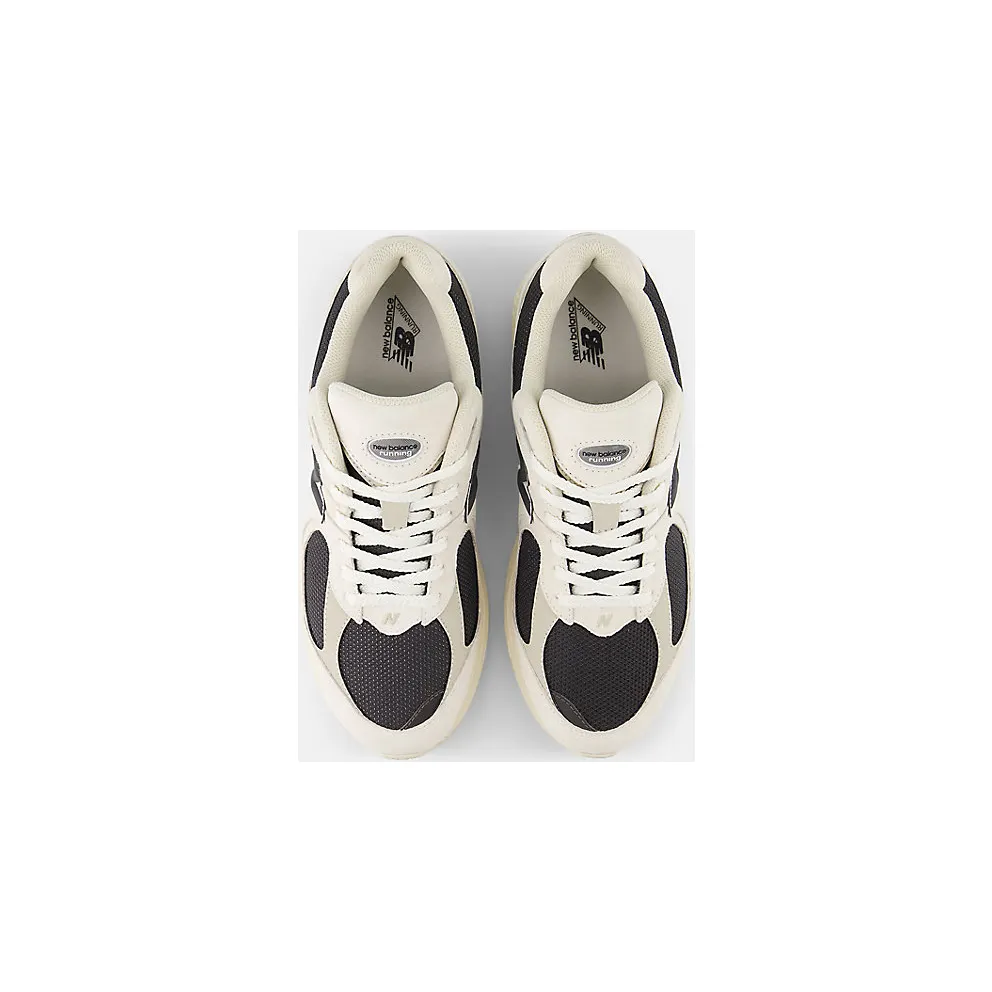 New Balance 2002R “Arid Stone Black Coffee” (U2002RN)