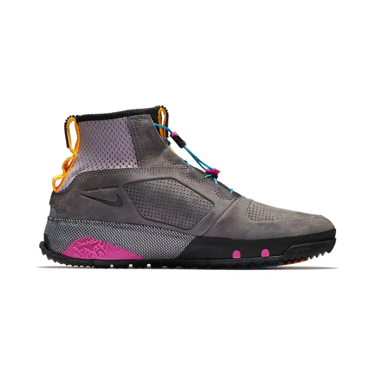 nike-acg AQ9333-001