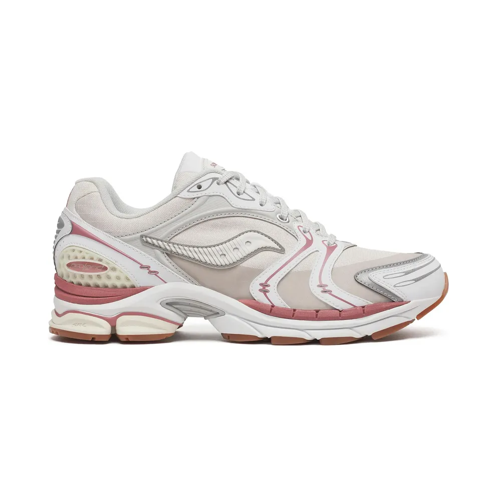 SAUCONY ProGrid Triumph 4 “Light Sand / Rust” (S70935-1)