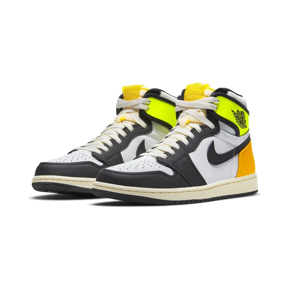 Jordan 1 Retro High White Black Volt University Gold White/Black-Volt-University Gold (555088-118)