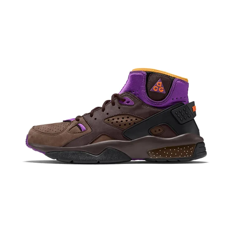 Nike Air Mowabb ACG Trail “Pitch / Trails End Brown / Total Orange” (749492-282)