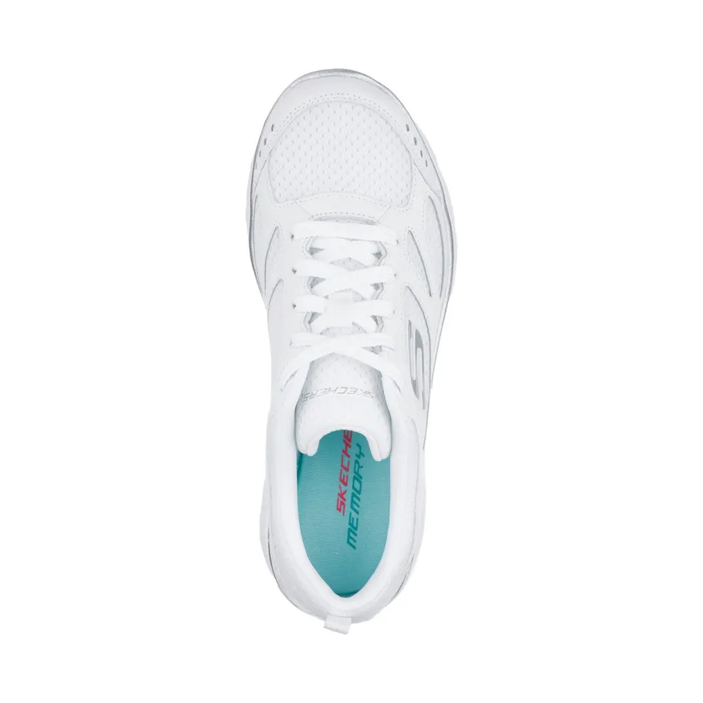 Skechers Summits – Suited Sneaker White/Silver