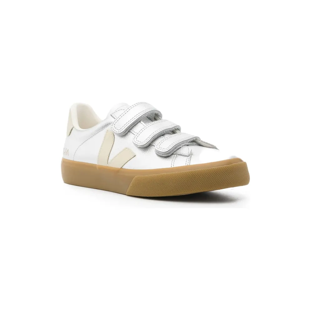 Veja Recife Leather “Silver” (RC0520779)