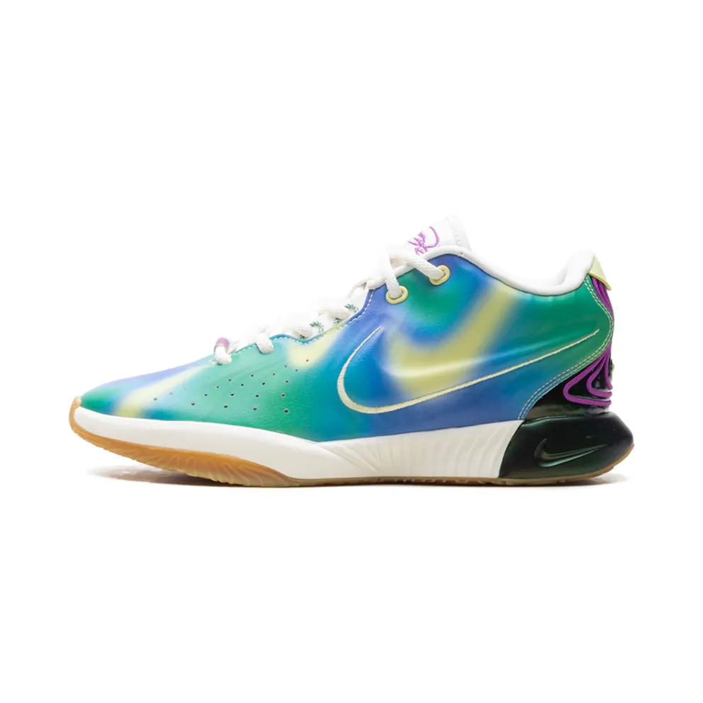 Nike LeBron 21 GS “Multi-Color” (FN4305-900)