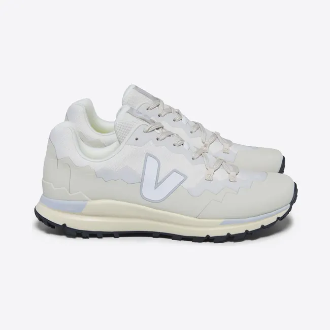 Veja FITZ ROY TREK-SHELL GRAVEL WHITE – “White” (FR2303556A)