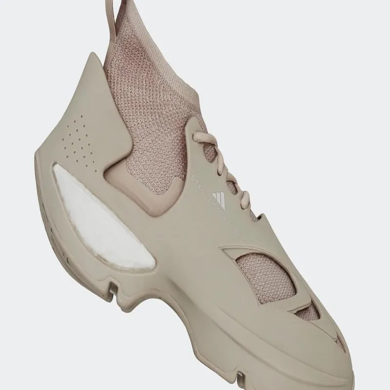 Adidas adidas by Stella McCartney Sportswear Shoe Ginger / Cloud White / Ginger (HQ8636)