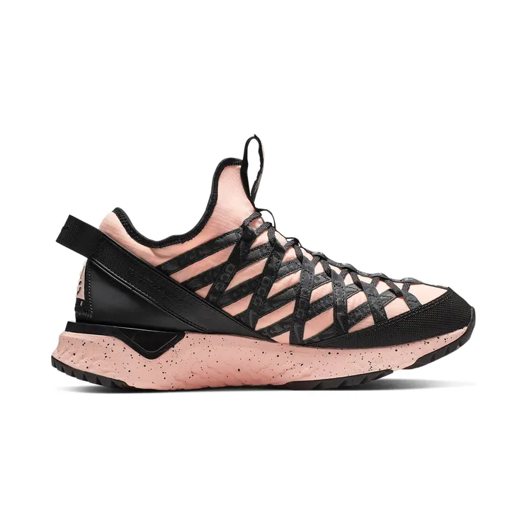 nike-acg BV6344-800