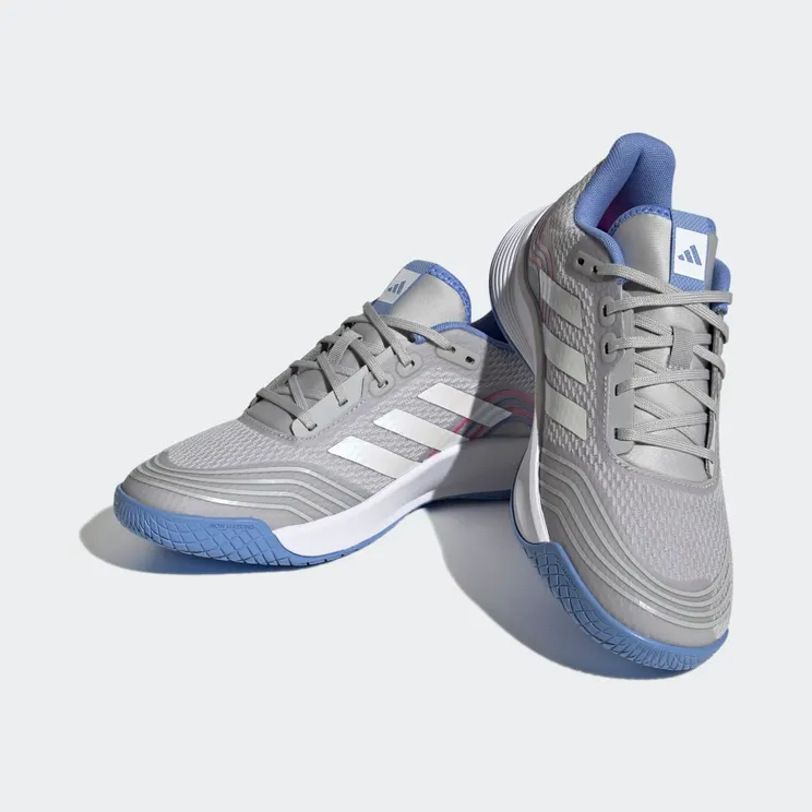 adidas-novaflight HQ3515