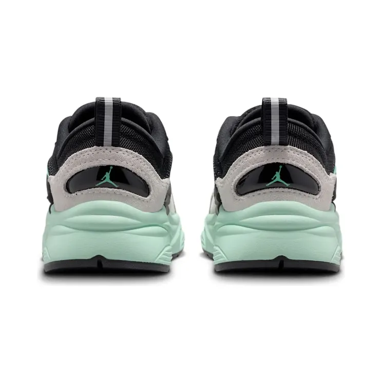 air-jordan-trunner II6531-004