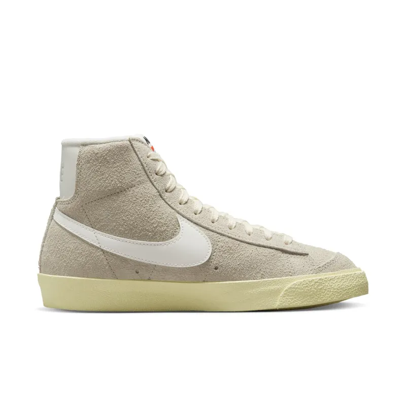 Nike BLAZER MID 77 VINTAGE MNS “Light Bone Alabaster” (DV7006-001)