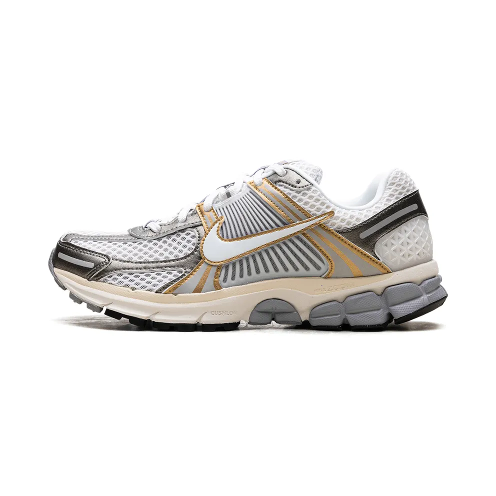 Nike Zoom Vomero 5 “Platinum Tint Metallic Gold” (HJ7247-099)
