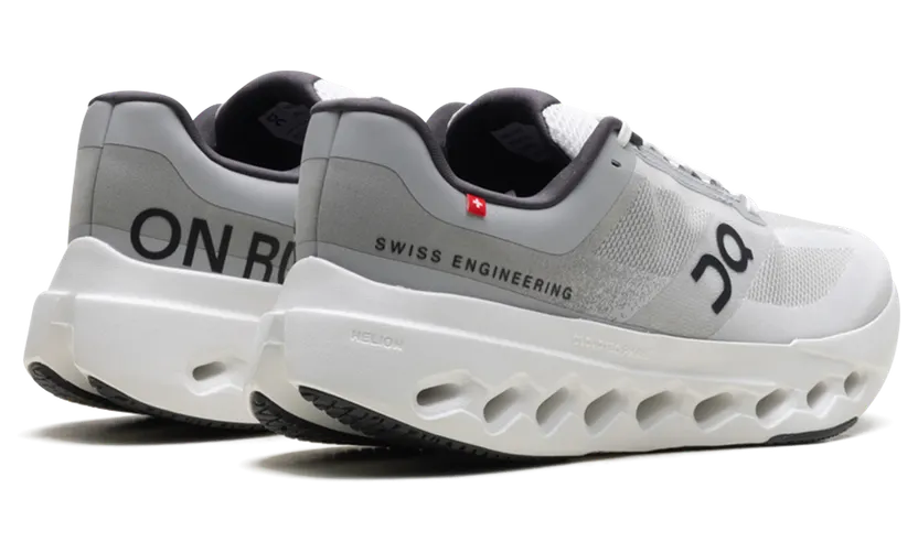 on-cloudsurfer 3WE30050070