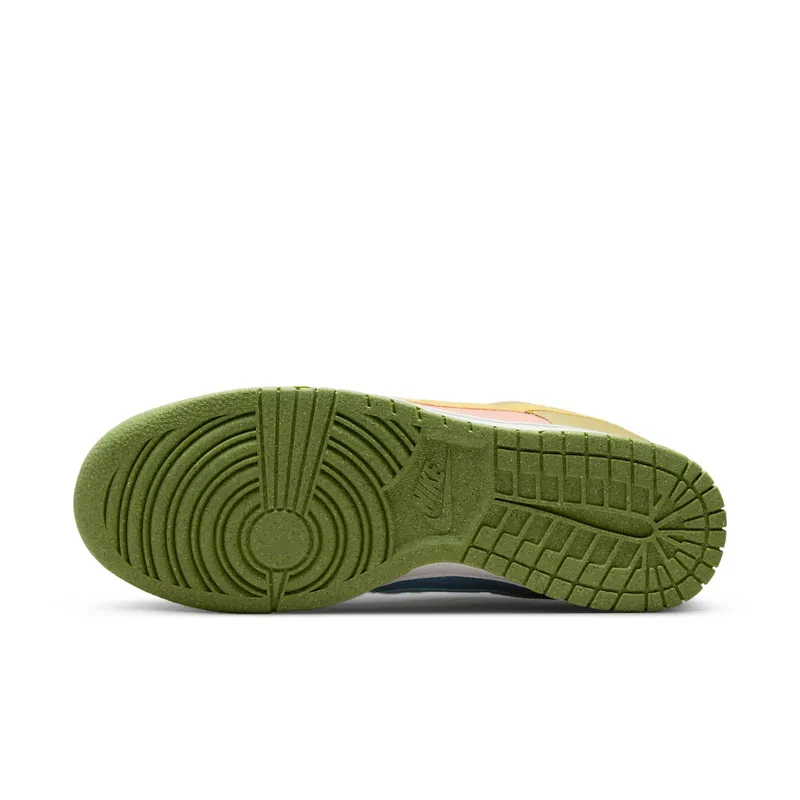 Nike Dunk Low “Sun Club” (DM0583-800)