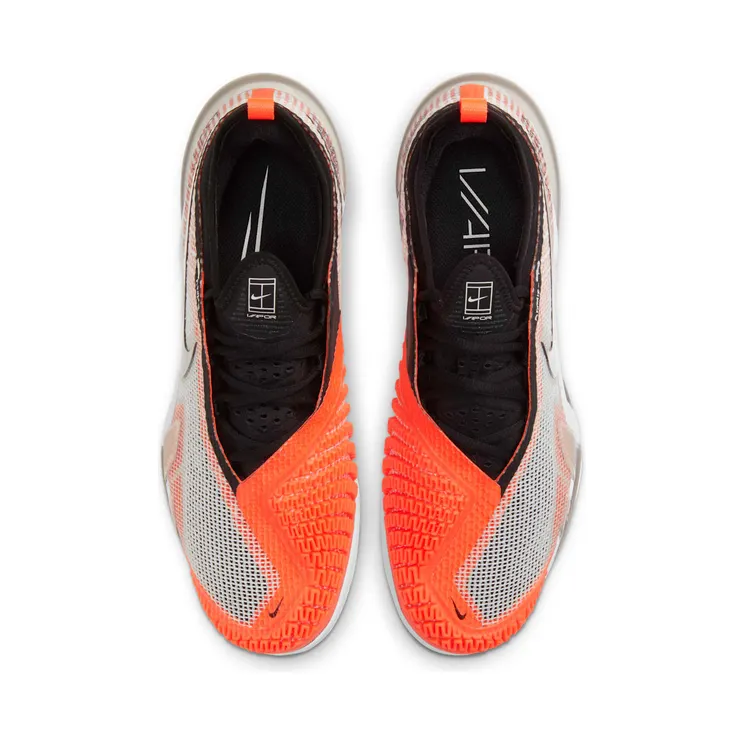 nikecourt CV0724-100