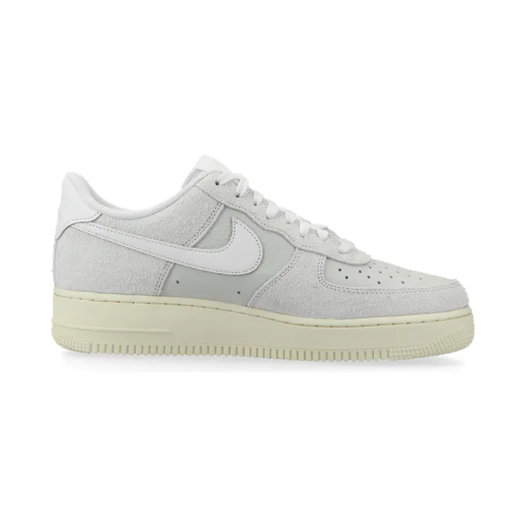 nike-air-force HF2897-001