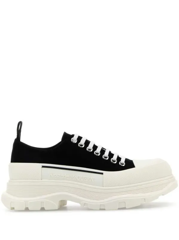 Alexander McQueen Tread Slick Sneakers – Schwarz (705660W4AAQ)