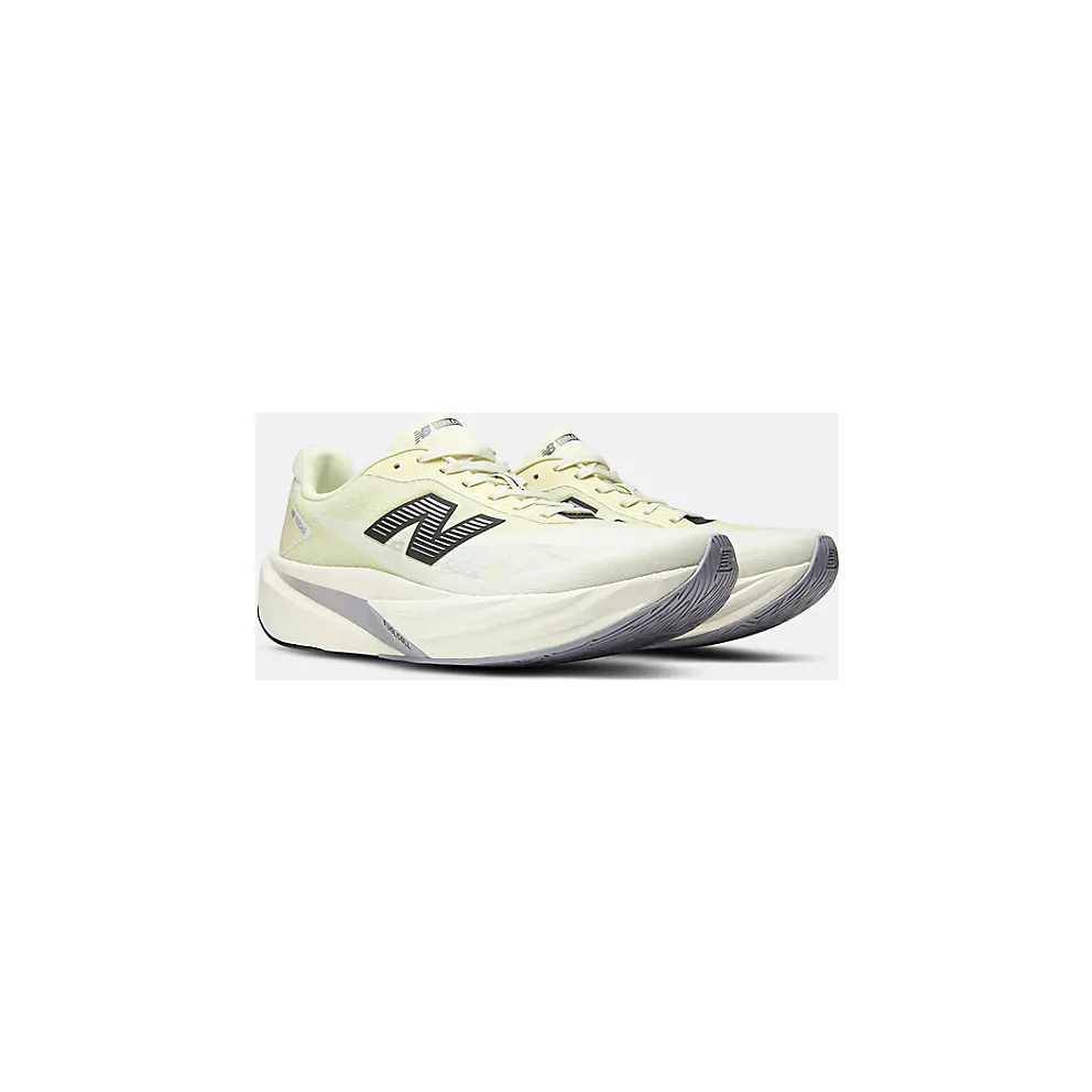 NEW BALANCE FuelCell Rebel v5 “PISTACHIO BUTTER / DIGITAL MIST” (MFCX8QY)