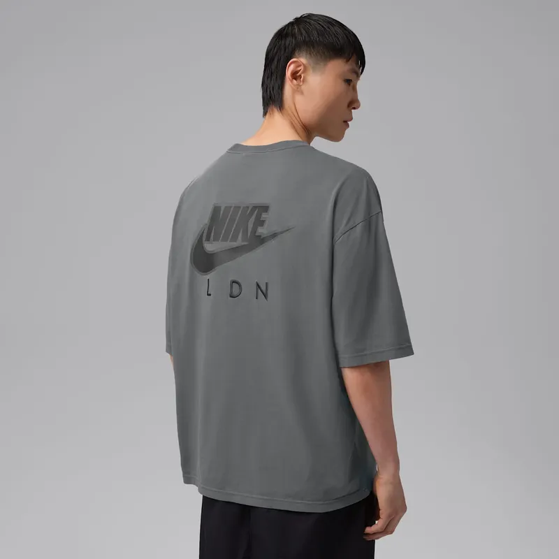 Jordan Flight LDN – “Smoke Grey” (IV5639-070)