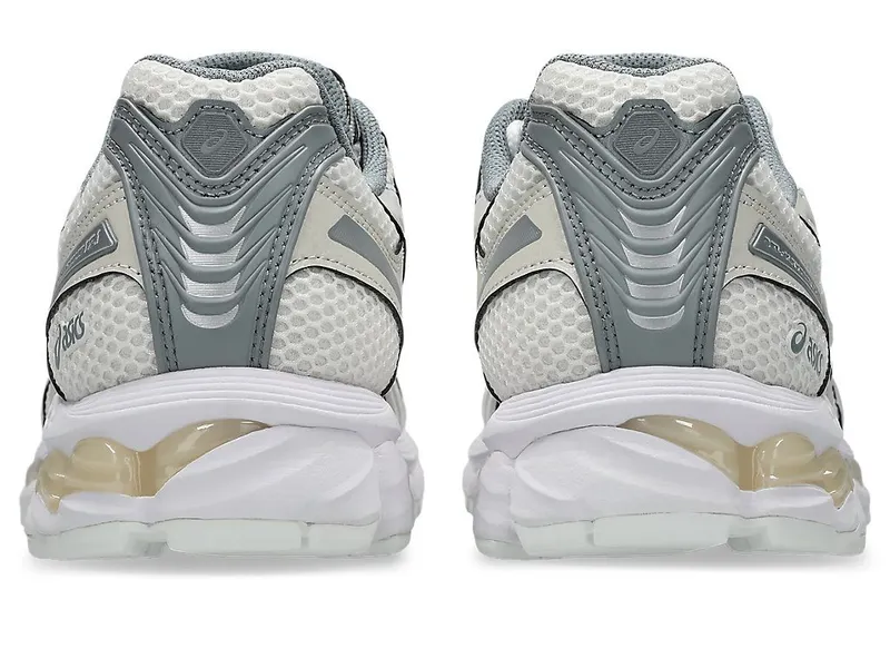 ASICS GEL-KAYANO 12.1 “Cream / Smoke Grey” (1203A759-108)