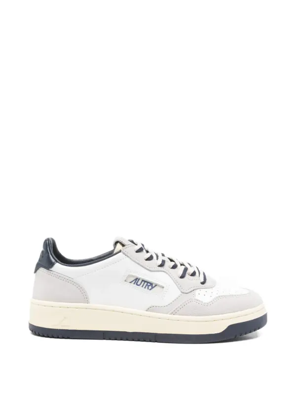 Autry Medalist low-top with vlakken – White (AULWBW04)