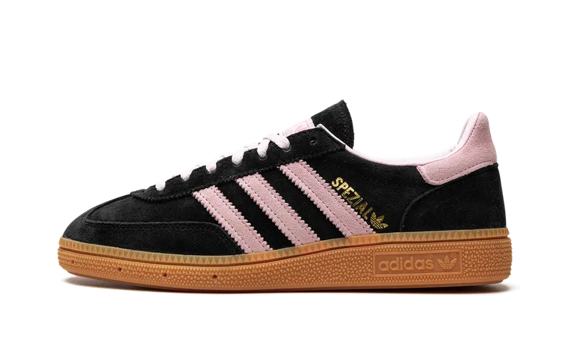 adidas Handball Spezial “Black/Pink/Gum”: stoer met een zacht randje (2)