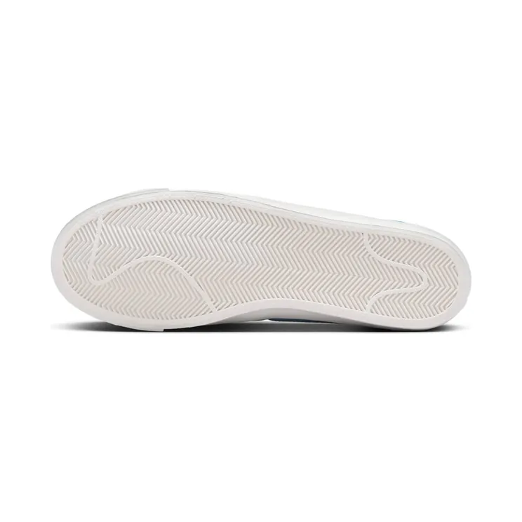 nike-zoom FJ1679-400