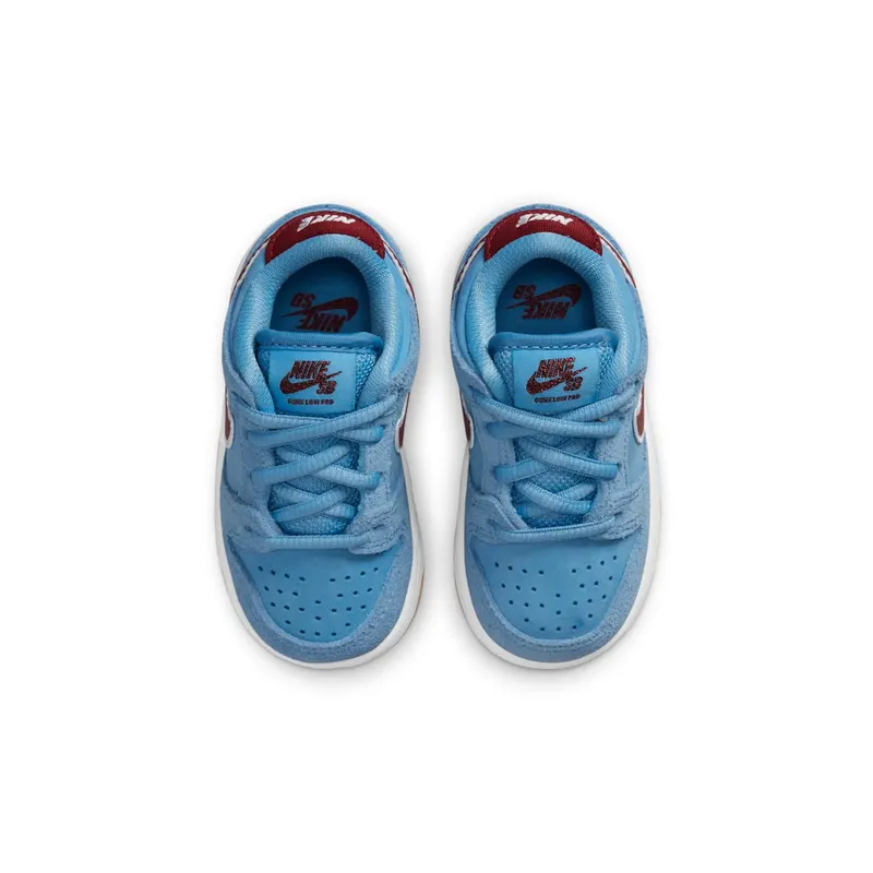 Nike SB Dunk Low Philadelphia Phillies (DN3673-400)
