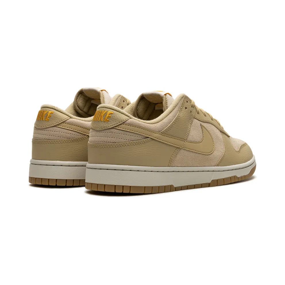 Nike Dunk Low “Khaki / Gum” (DZ4513-200)