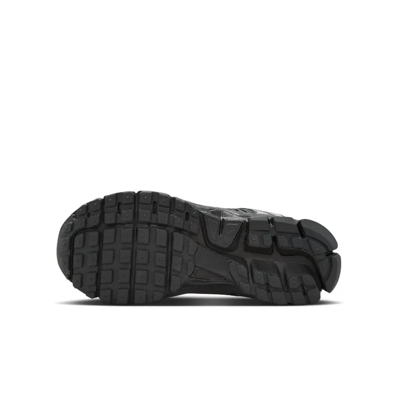Nike Vomero 5 GS “Dark Smoke Grey Reflective” (IB3812-001)