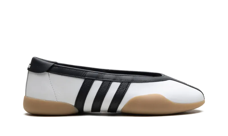 adidas Taekwondo Mei “Ballet”: wit, zwart en een gum-zool (5)