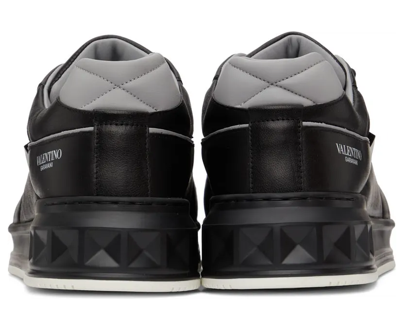 Valentino Garavani Black One Stud Low-Top Sneakers (XY0S0E71NWN) (2)