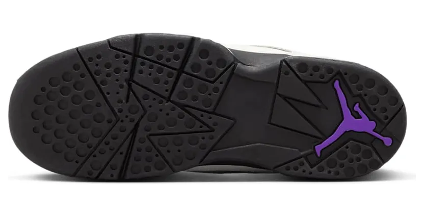 air-jordan-true-flight 343796-052