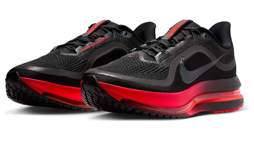 Nike Pegasus Premium “Bred”: red bottoms voor hardlopers (5)