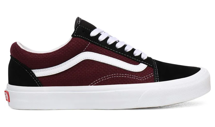 Vans Old Skool ‘P&C’ Black/Port Royale (VN0A4U3BWT9)