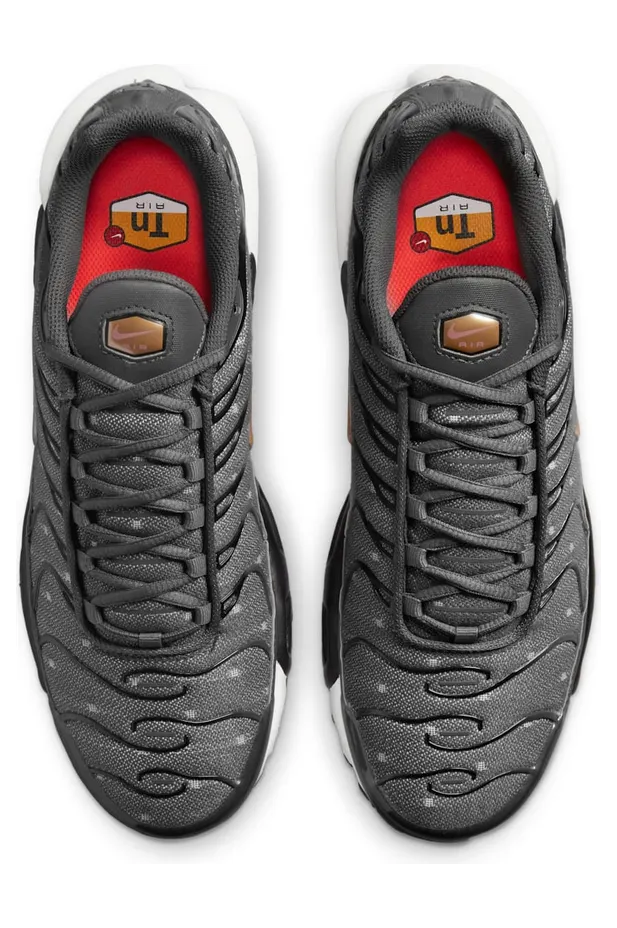 nike-air-max DM7570-002