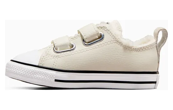 converse-chuck-taylor-all-star A06799C